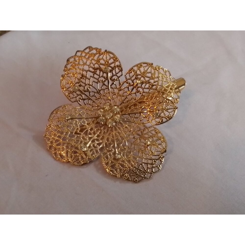 Vintage Gold Tone Floral Hair Clip With Intricate Filigree Design